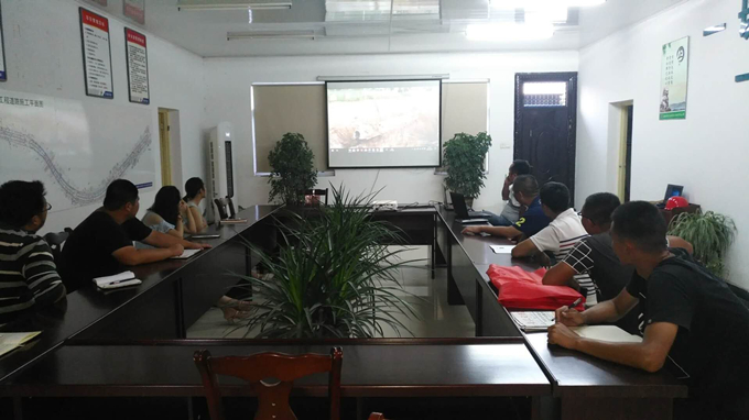 亞父項目部開展“質量月”活動啟動儀式