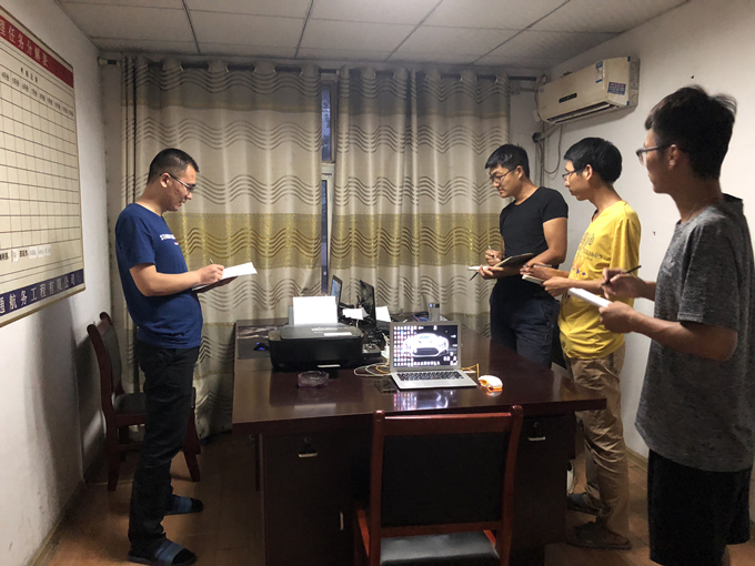 沱澮河項(xiàng)目部開(kāi)展環(huán)境衛(wèi)生大檢查活動(dòng) 沱澮河項(xiàng)目部開(kāi)展環(huán)境衛(wèi)生大檢查活動(dòng)